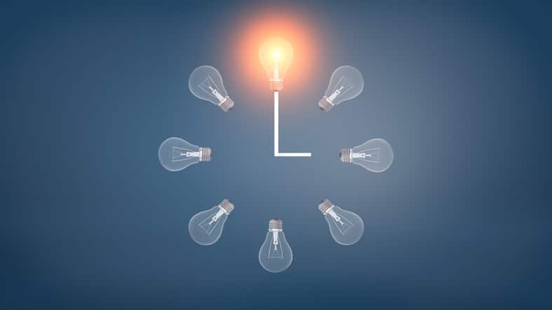 light bulbs arranged as a clock